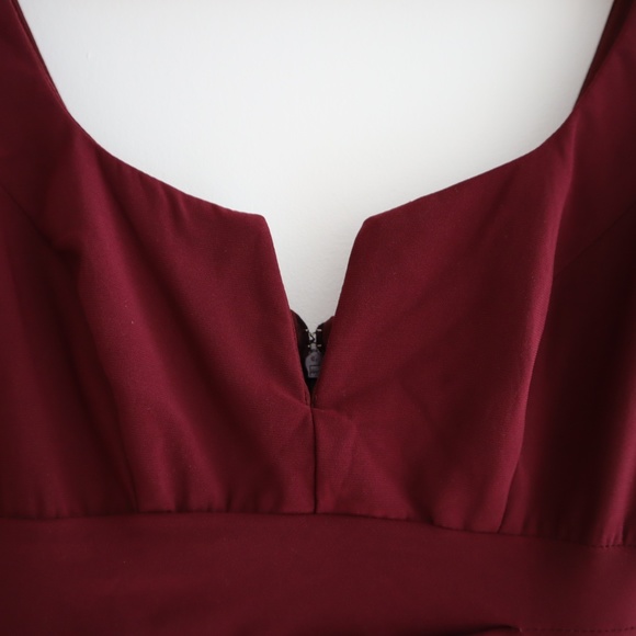 Le Chateau Front Slit Bodycon Maxi - Wine … - Picture 5 of 9